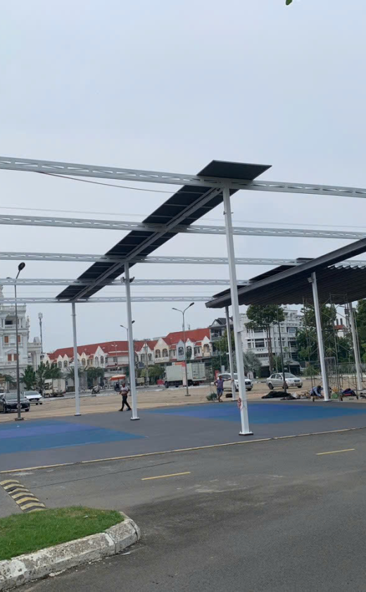 Mái che tự động sân tập thể dục
