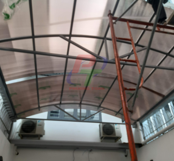 HƯỚNG DẪN THI CÔNG MÁI POLY LẤY SÁNG ĐÚNG KỸ THUẬT (PHẦN 1)