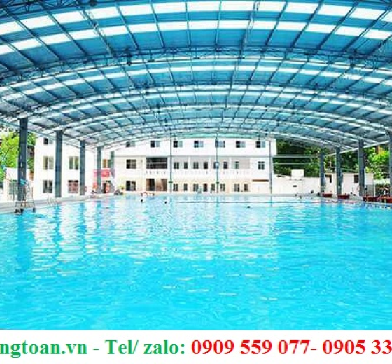 MÁI CHE POLY HỒ BƠI: GIẢI PHÁP LẤY SÁNG VÀ NGĂN RỤNG LÁ