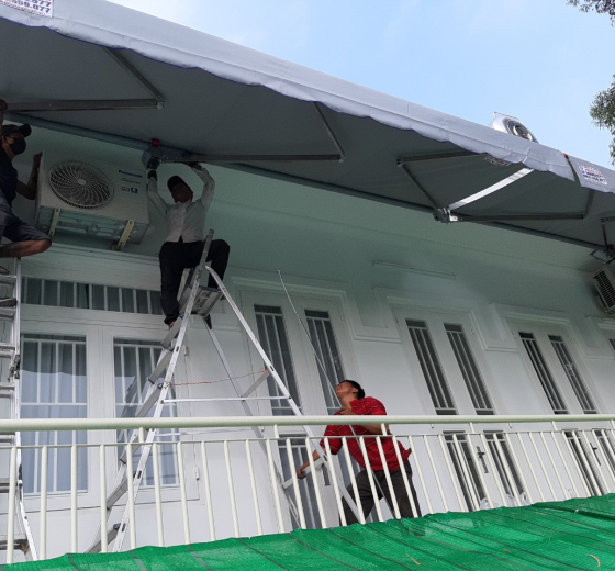 MÁI CHE NẮNG MƯA GIÁ RẺ - CÔNG TY TƯ VẤN THI CÔNG TRỰC TIẾP