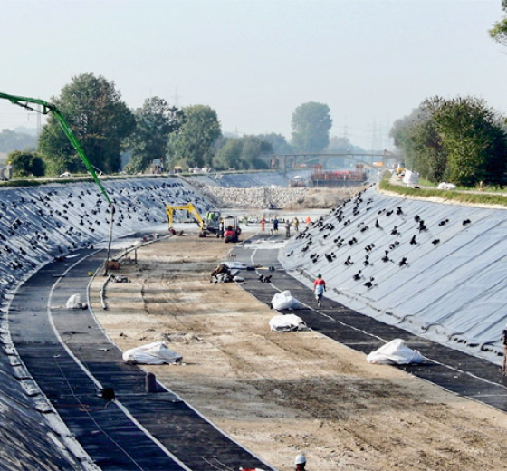 SỈ BẠT QUÂY CHE BẢO VỆ CÔNG TRÌNH CÁC LOẠI – LIÊN HỆ XƯỞNG  