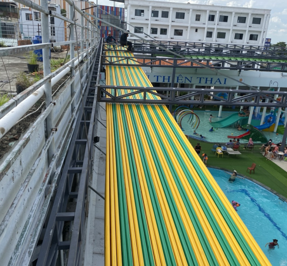 CÓ NÊN LẮP ĐẶT BẠT XẾP TỰ ĐỘNG CHO HỒ BƠI GIA ĐÌNH KHÔNG?