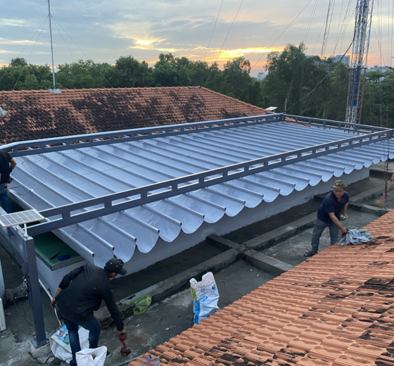 QUẬN 2 THI CÔNG BẠT CHE MƯA NẮNG CHO SÂN VƯỜN BIỆT THỰ