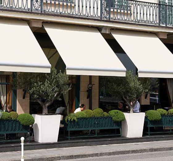 NHẬN THIẾT KẾ, CẮT MAY BẠT CHE MÁI HIÊN, QUÁN XÁ