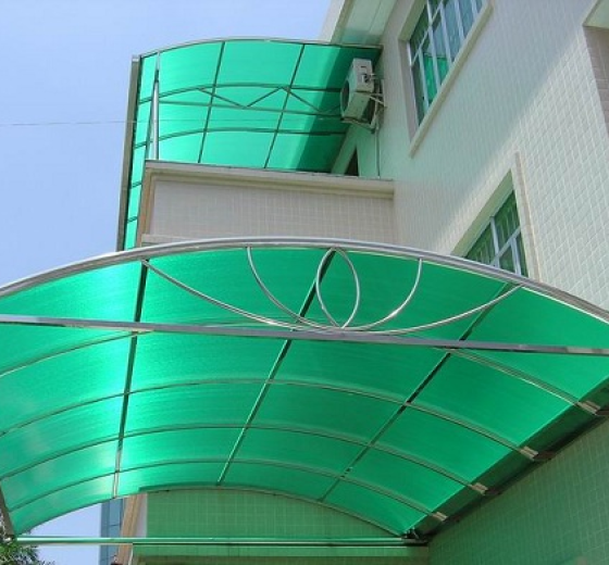 THI CÔNG MÁI NHỰA LẤY SÁNG GIÁ RẺ UY TÍN CHẤT LƯỢNG