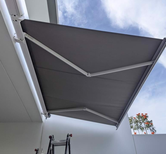 GIA CÔNG SẢN XUẤT BẠT MÁI HIÊN – LẮP ĐẶT TẬN NƠI GIÁ RẺ