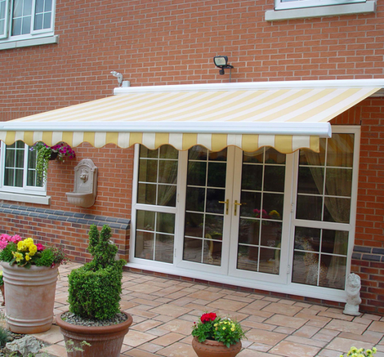 ĐỊA CHỈ NHẬN MAY BẠT MÁI HIÊN - BẠT NHIỀU MÀU SẮC ĐẸP