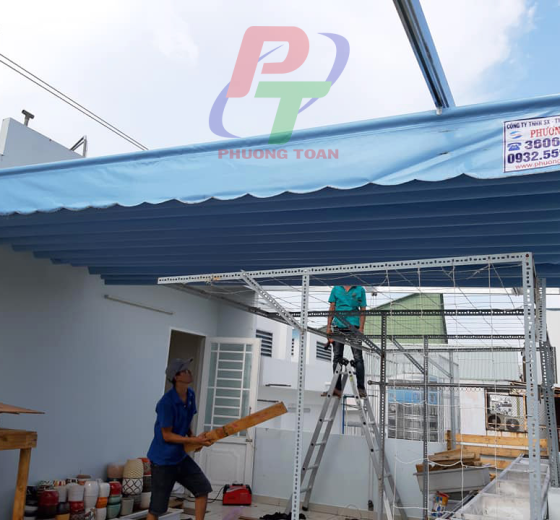 GIÁ LẮP ĐẶT MÁI XẾP SÂN THƯỢNG HIỆN NAY