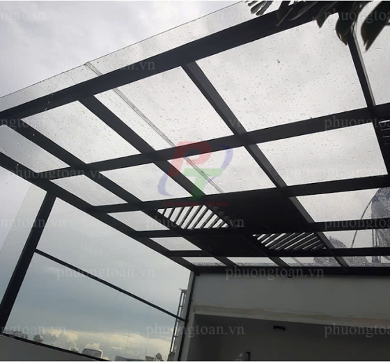  LẮP ĐẶT BẠT CHE NẮNG CHO SÂN THƯỢNG TRỒNG RAU