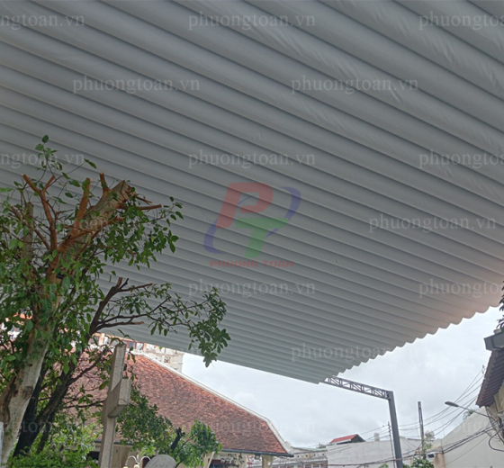 LẮP ĐẶT MÁI CHE NHÀ XE, BỂ BƠI, BAN CÔNG UY TÍN CHẤT LƯỢNG GIÁ TỐT