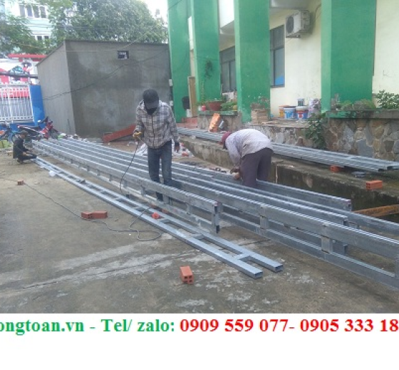 XƯỞNG LÀM MÁI XẾP LƯỢN SÓNG GIÁ RẺ NHẤT THÀNH PHỐ HỒ CHÍ MINH