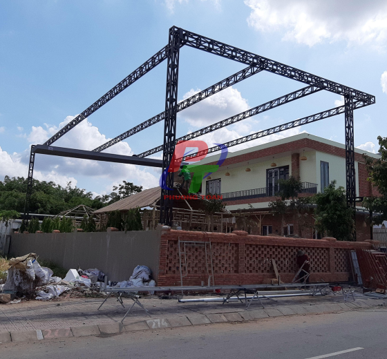 THI CÔNG MÁI XẾP LƯỢN SÓNG TẠI CỦ CHI, HÓC MÔN