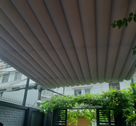 NHẬN MAY BẠT CHE SÂN VƯỜN, HỒ BƠI THEO KÍCH THƯỚC