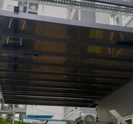 XƯỞNG PHÂN PHỐI TẤM POLYCARBONATE GIÁ SỈ TẬN GỐC TẠI MIỀN NAM