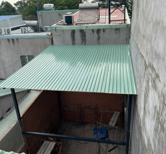 CHI PHÍ LỢP MÁI TÔN CHO NHÀ CẤP 4 LÀ BAO NHIÊU