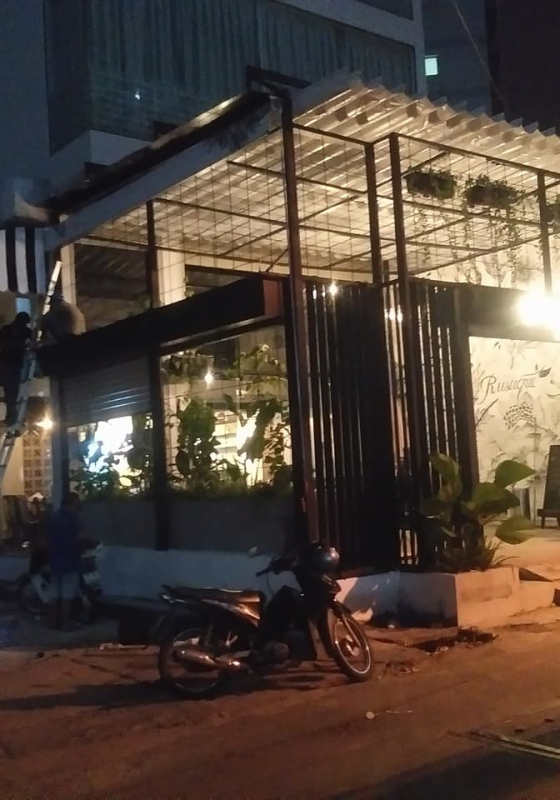 MÁI CHE NẮNG MƯA - QUÁN CAFE