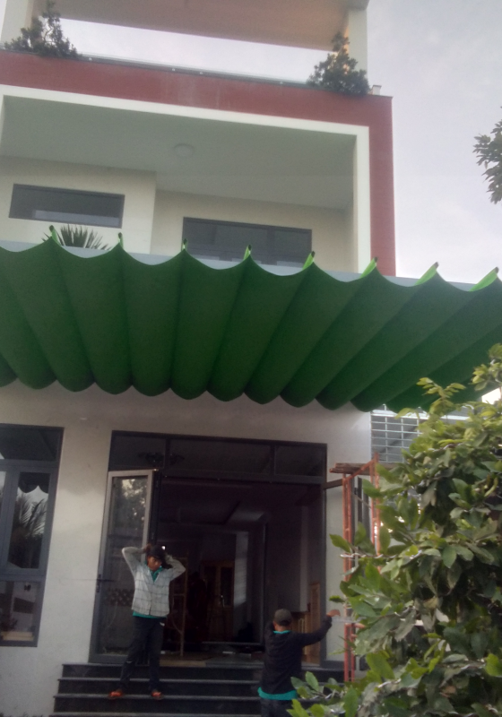 MÁI XẾP SÂN NHÀ 