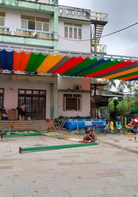 MÁI KÉO XẾP ĐẸP -  LONG TRƯỜNG, QUẬN 9