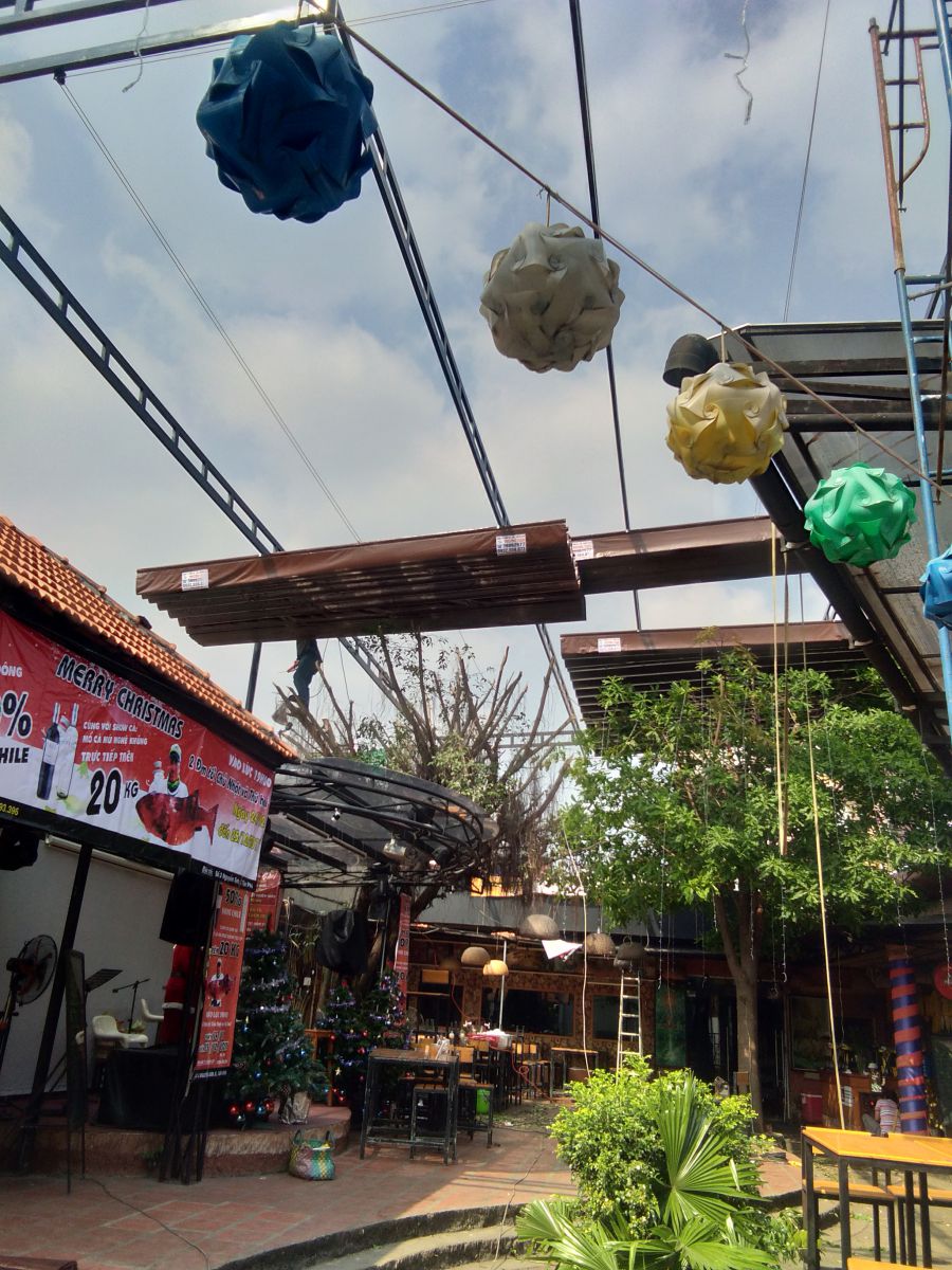 Lên phần bạt cho mái kéo