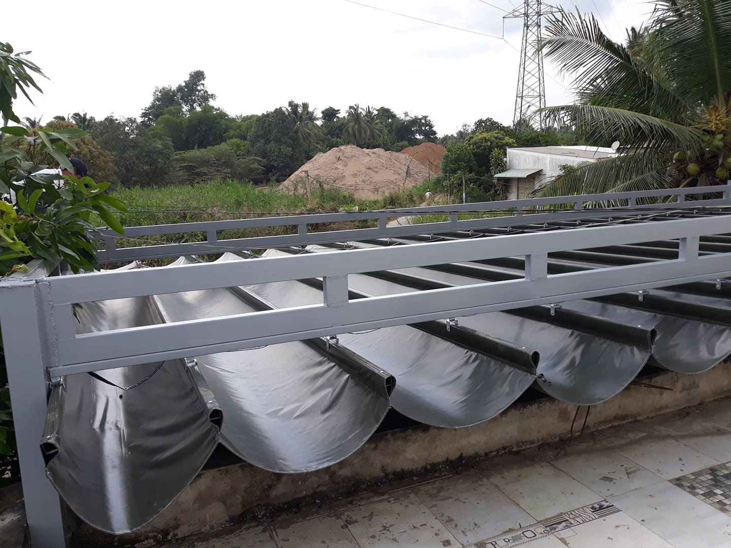 Mái xếp che sân trước đẹp