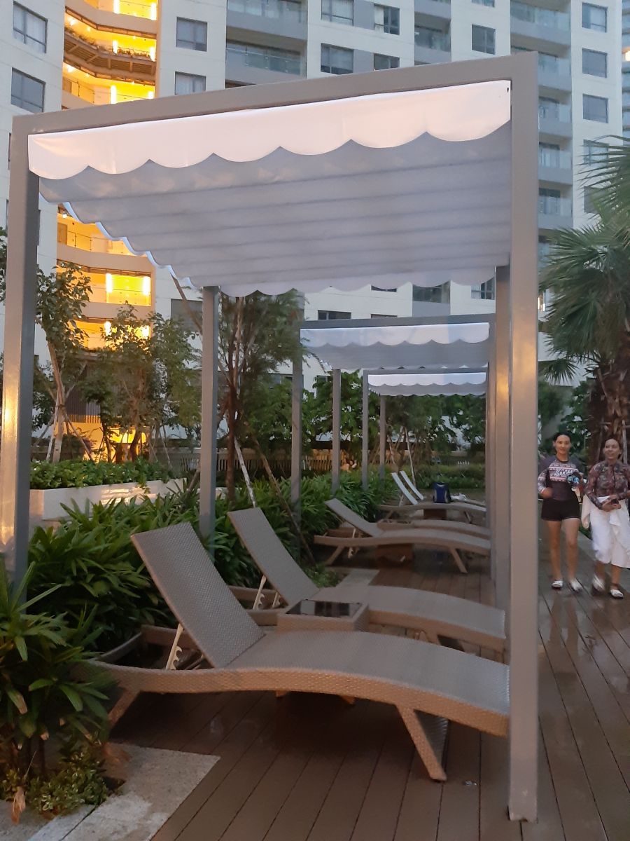 Mái xếp hồ bơi đẹp