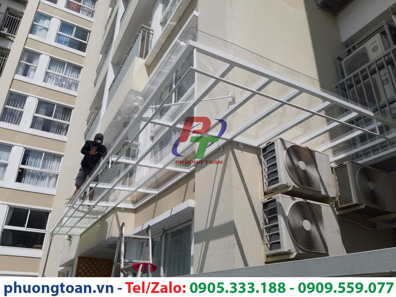 Thi công tấm lợp lấy sáng poly