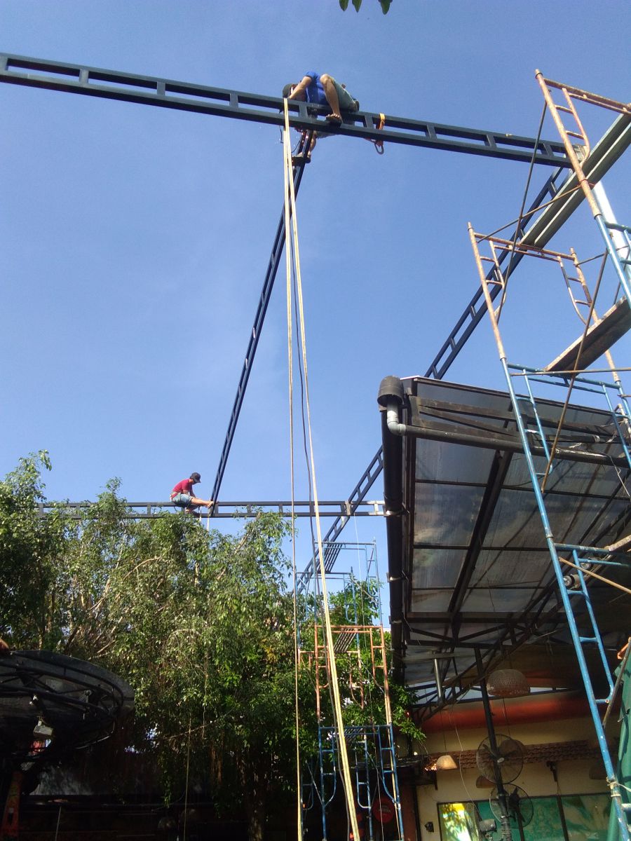 Khung kèo mái kéo quán nhậu