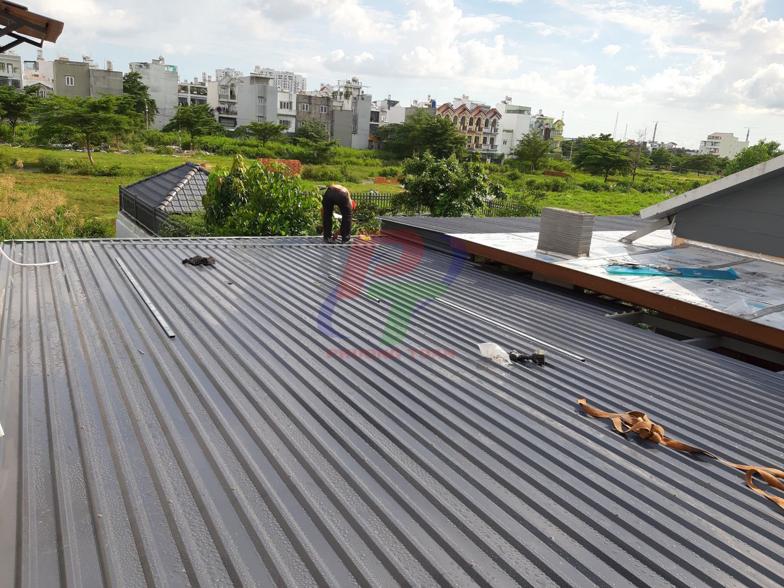 Mái tôn cách nhiệt nhìn từ phía trên