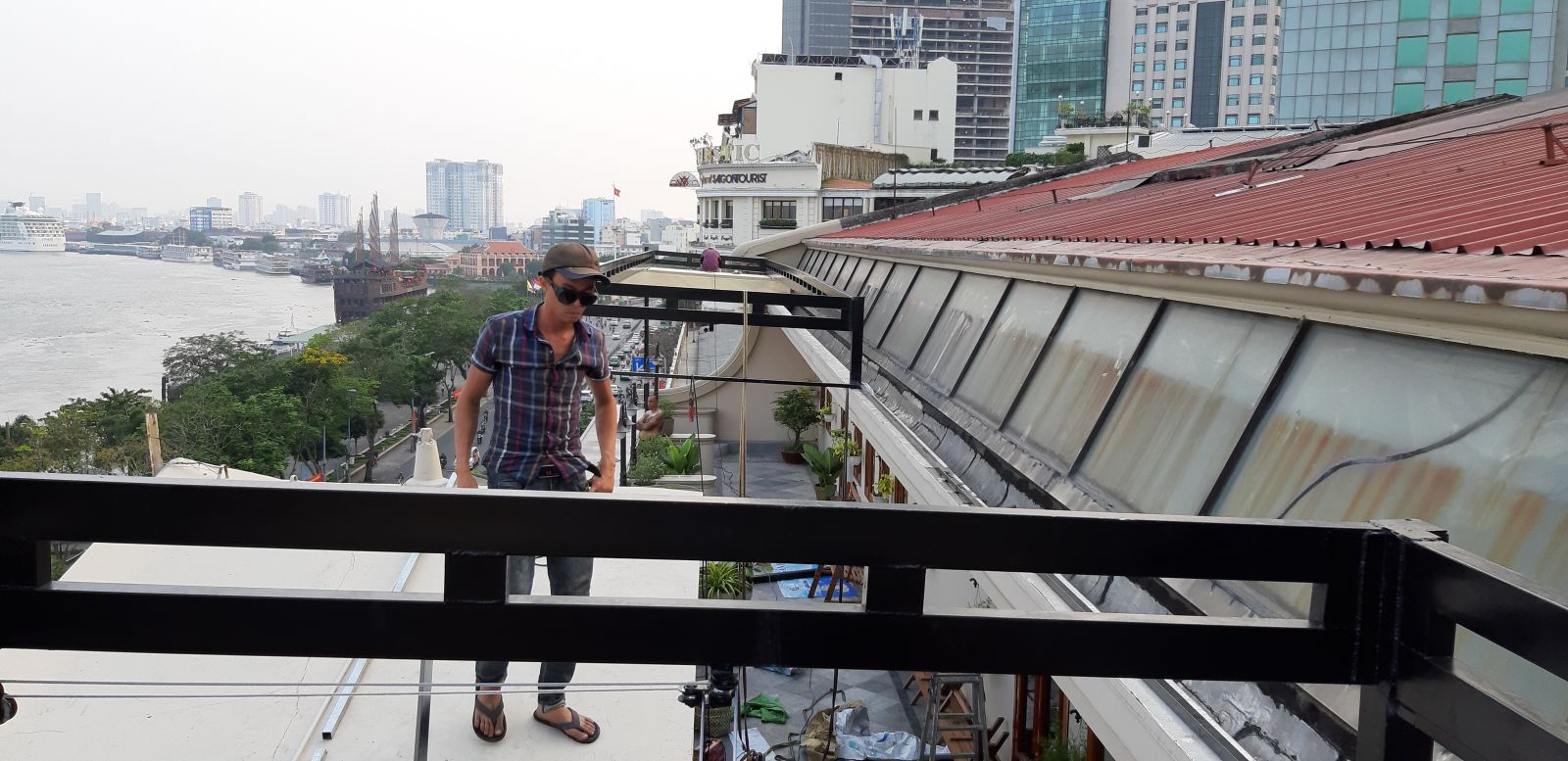 Thi công mái xếp kéo tay đẹp