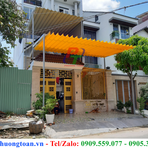Mái Che Sân Nhà Màu Vàng Nổi Bật