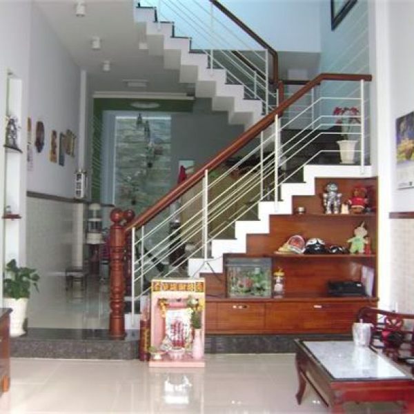 Cầu Thang vuông đẹp