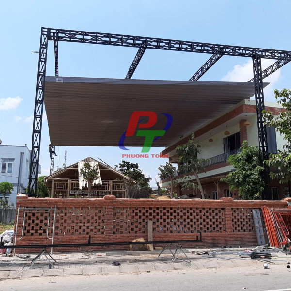 GIÁ LẮP ĐẶT MÁI XẾP QUÁN NHẬU NĂM 2023 RẺ NHẤT THỊ TRƯỜNG